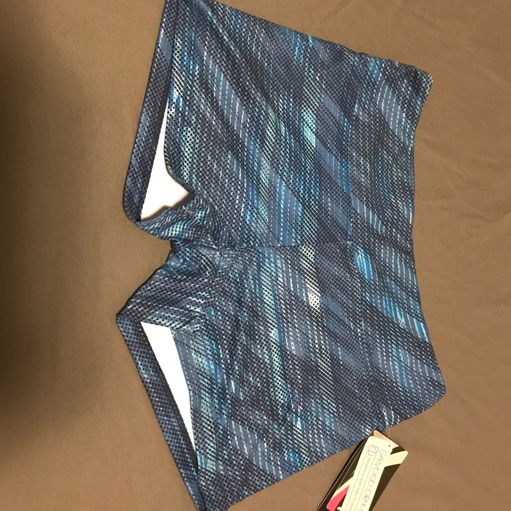Marika tek fitted shorts